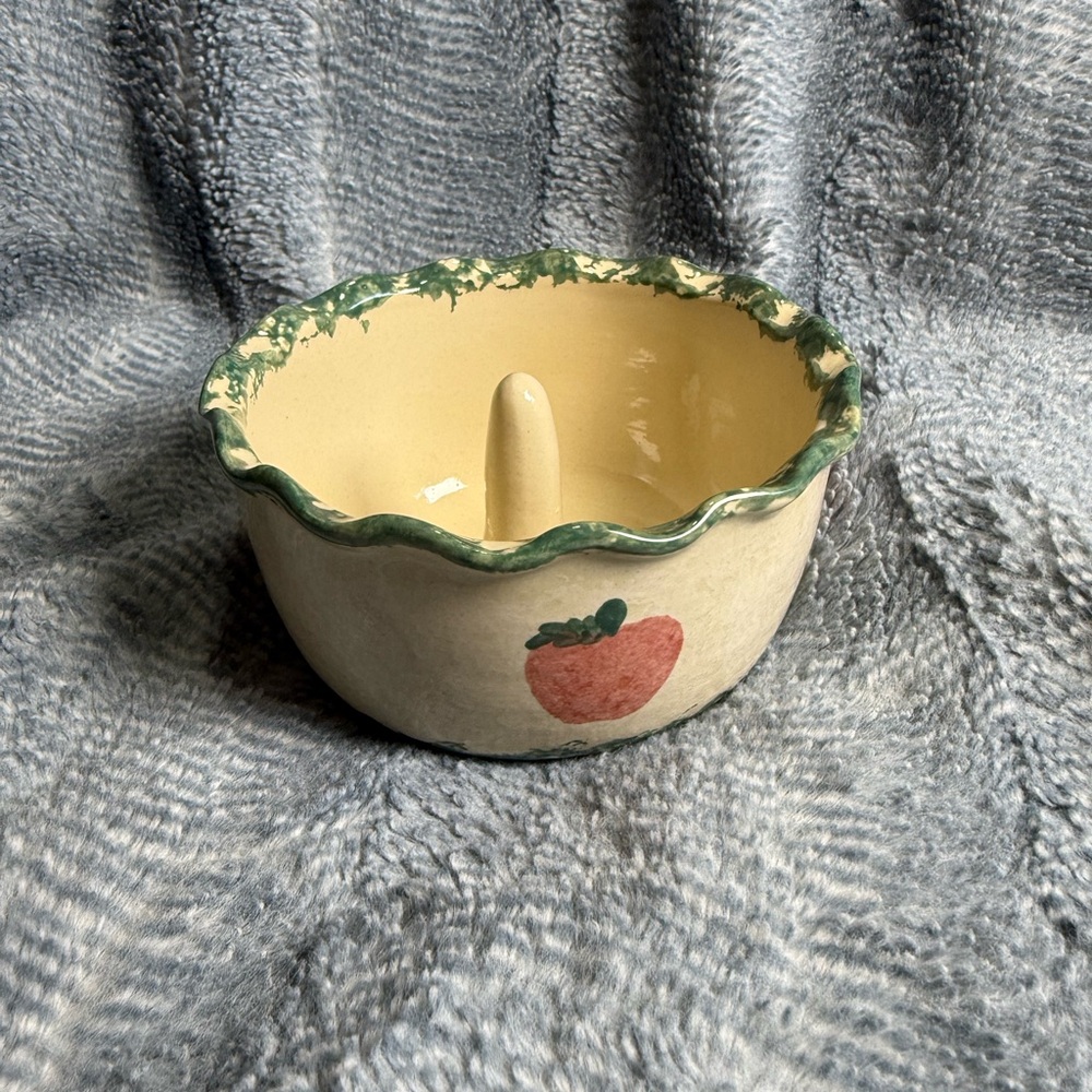 VTG Buttermilk Acres Spongeware Ceramic Food Mold - Apple Design